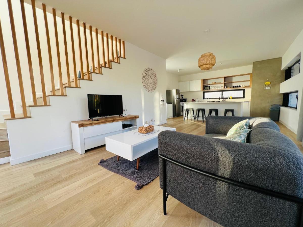 Into The Sea - Modern Home Close To The Beach Albion Eksteriør bilde