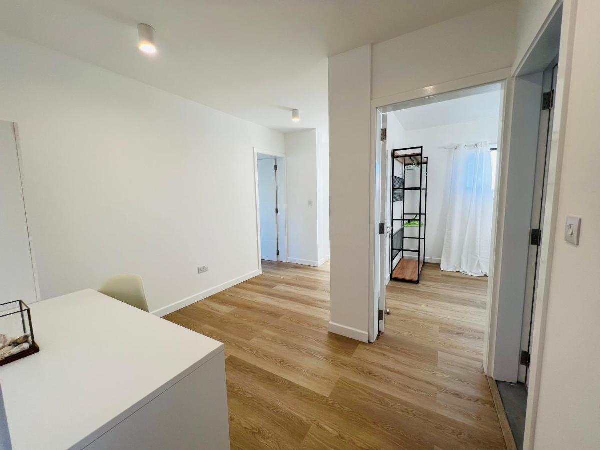Into The Sea - Modern Home Close To The Beach Albion Eksteriør bilde